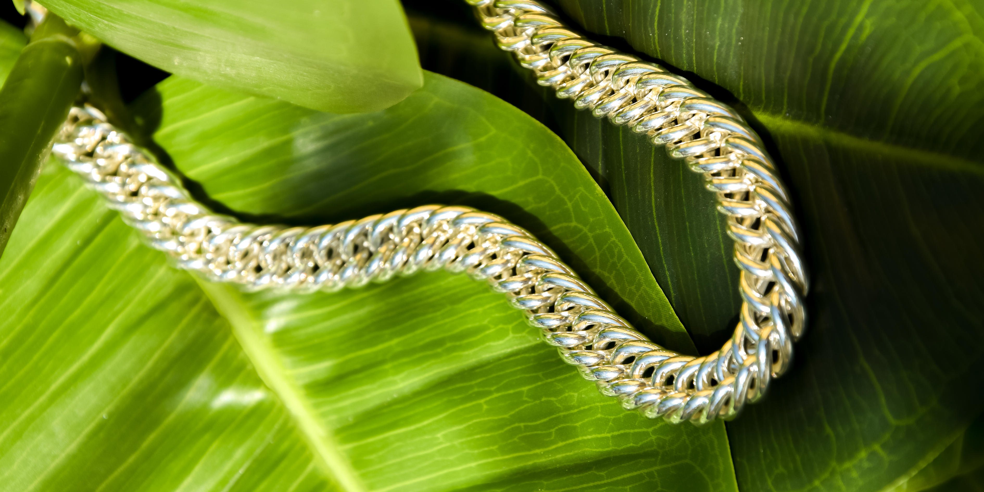 Collana oro maglie strette elegante